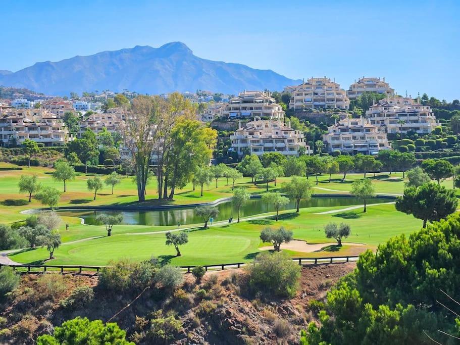 Hacienda Del Senorio De Cifuentes Lejlighed Estepona Eksteriør billede